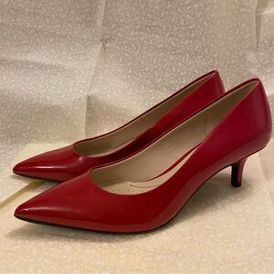 NEW red kitten heels! ❤️